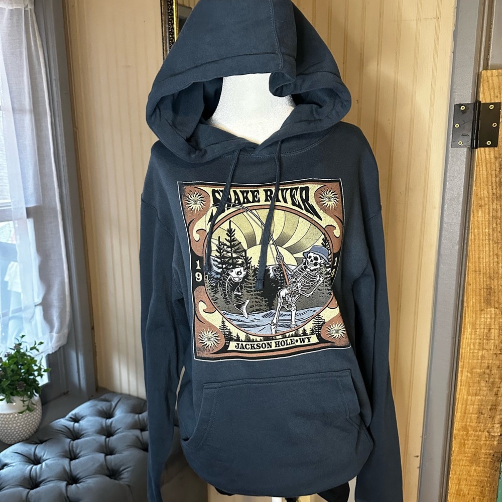 Snake River Jackson Hole WY Graphic Hoodie Medium Skeleton Fishing Sweatshirt